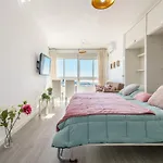 Апартаменты Malagasuite Comfy & Pool